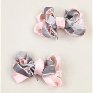 Girls Hair Clips in Pink and Grey